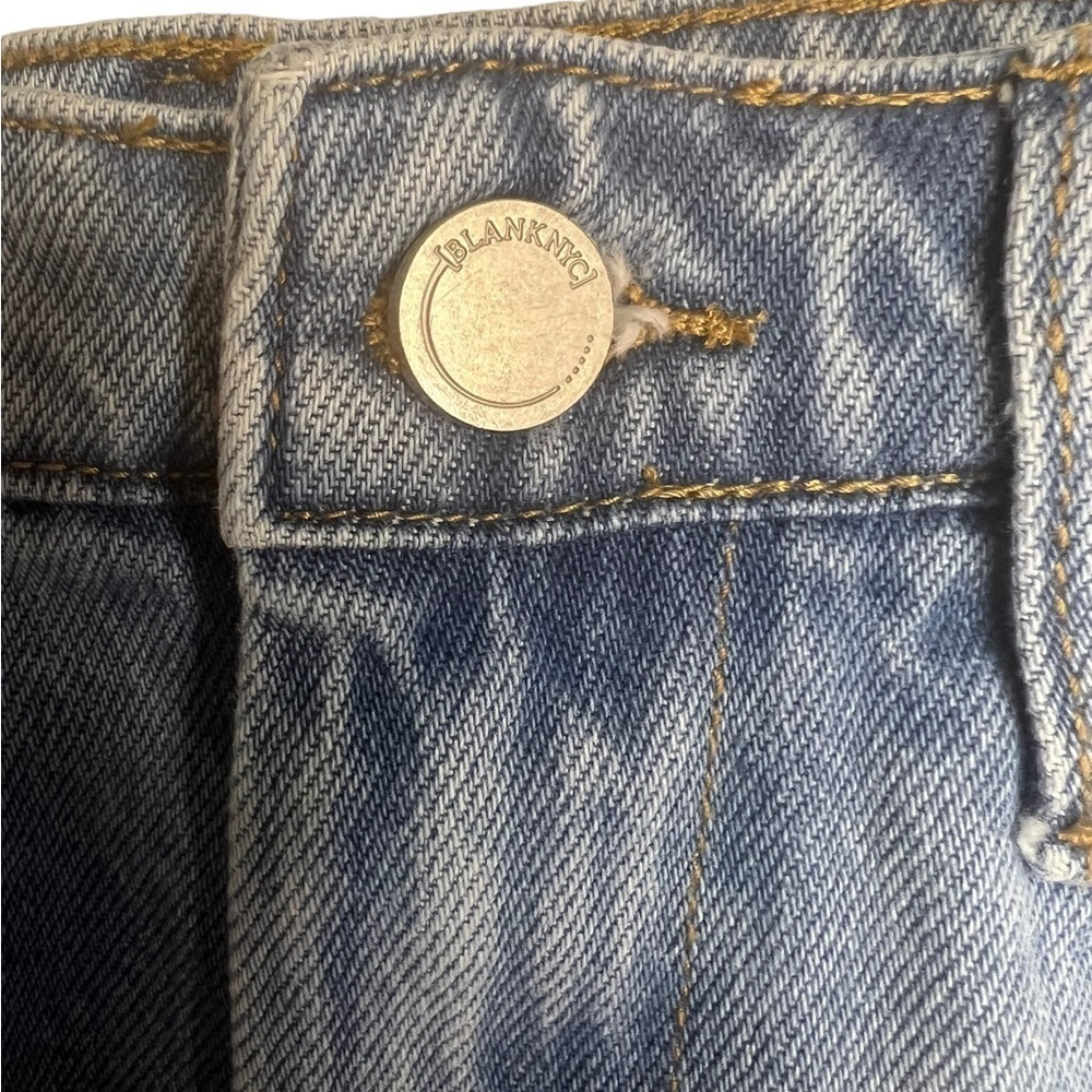 NWT Blank NYC The Barrow Vintage High-Rise Shorts Light Wash 28 - Picture 4 of 5